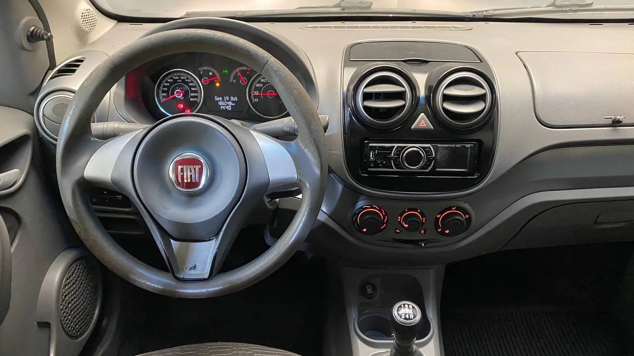 Fiat Palio ATTRACTIVE 1.0 EVO Fire Flex 8v 5p, foto 15 de 20