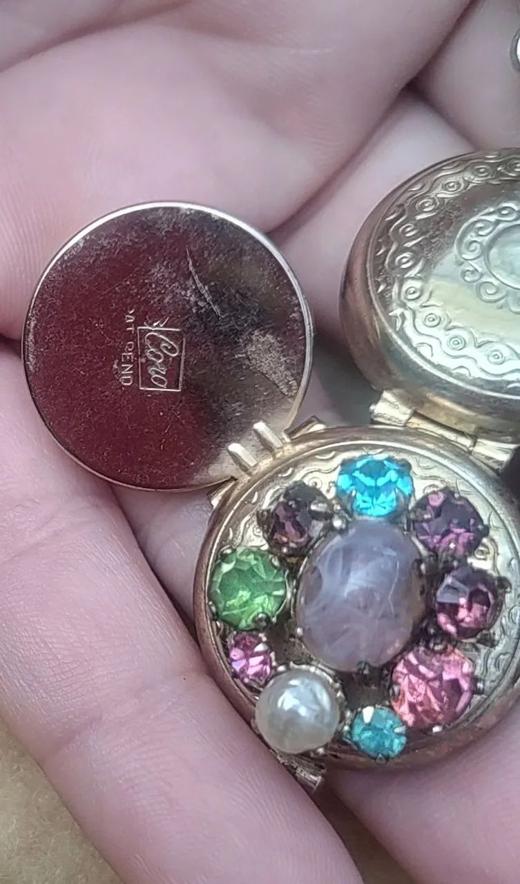 Antigo relicário Coro para foto com broche  - Foto 4