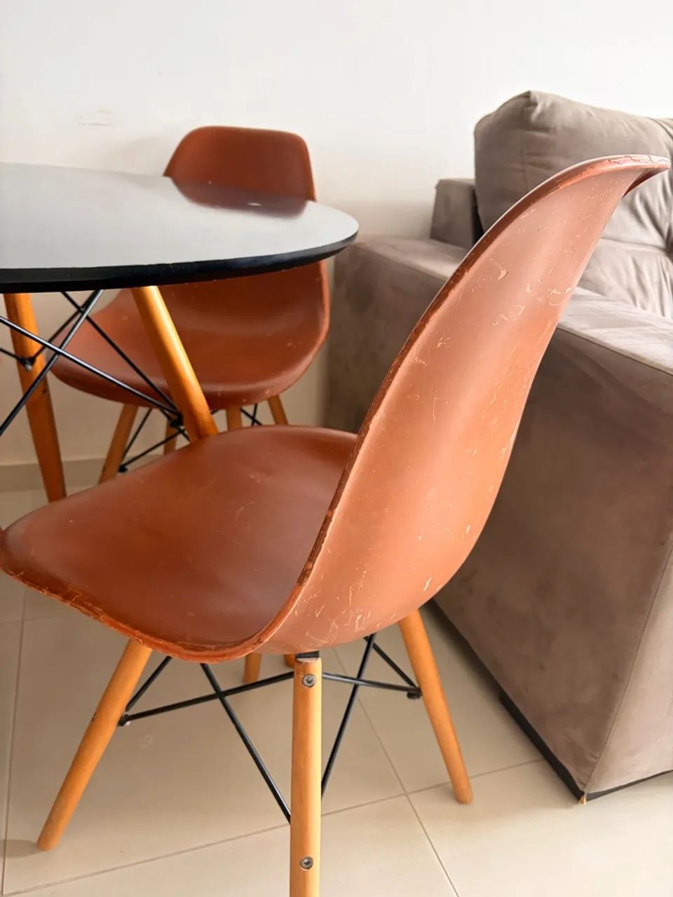 Mesa 90cm com 4 cadeiras - Foto 2