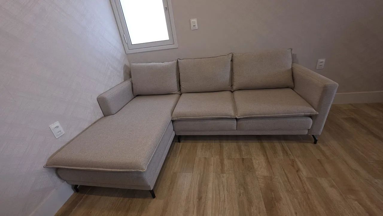 Sofá com Chaise  2,38mt