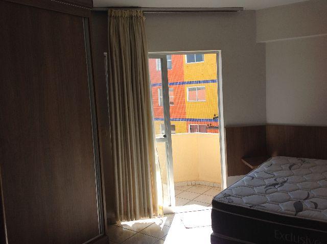 Apartamento 2 dormitorios com sacadas, 59 metros,no centro,piscina,elevador - Foto 12