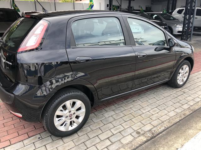 Fiat Punto attractive 2013 completo 1.4 - Foto 2