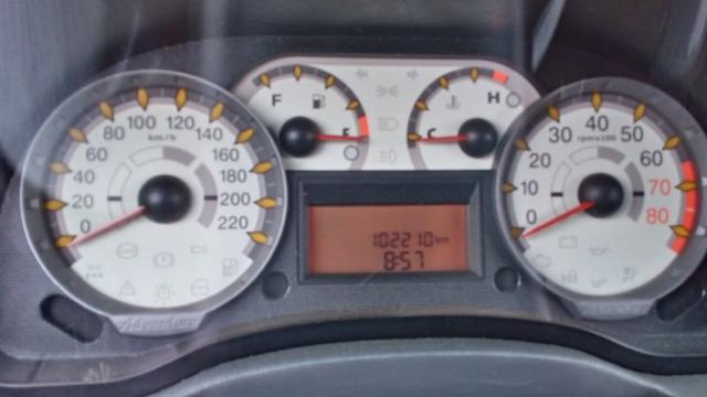 Fiat Strada Adventure 1.8 Manual 2 Portas 2010 - Foto 2