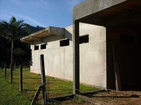BARBADA Terreno de esquina com construção - Foto 2