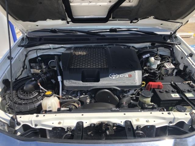 TOYOTA HILUX 3.0 SR 4X4 CD 16V TURBO INTERCOOLER DIESEL 4P MANUAL. - Foto 6