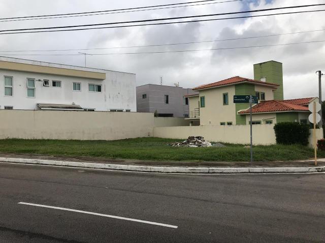 Lote de esquina no Bosque das Palmeiras