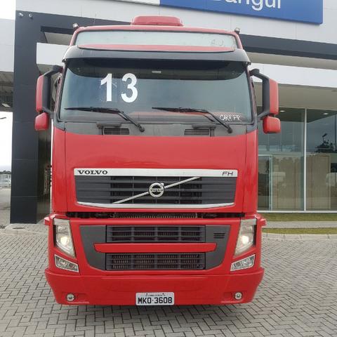Caminhão Volvo FH 460 6x2 2013 Completo R$ 245.000,00