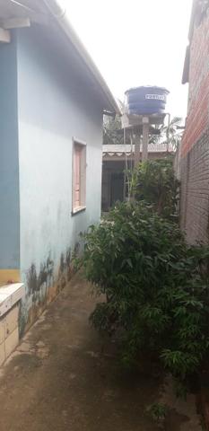 Vendo terreno com duas casas - Foto 5
