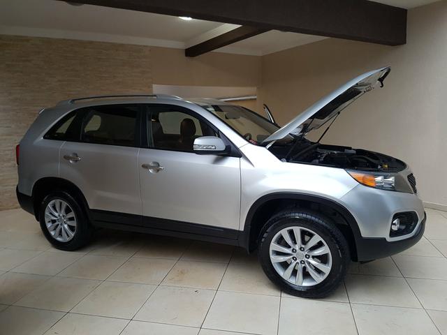 Kia Sorento 2.4 (Aut) - Foto 9