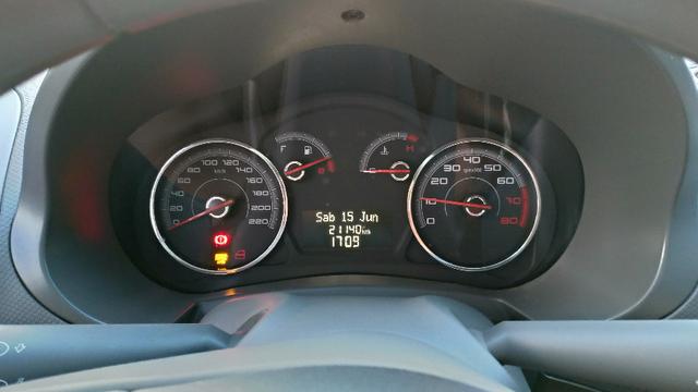 Fiat palio attractive 2015-completo-único dono-excelente estado de conservação-23.500km - Foto 4