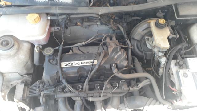Carro Ford fiesta 2001 - Foto 2