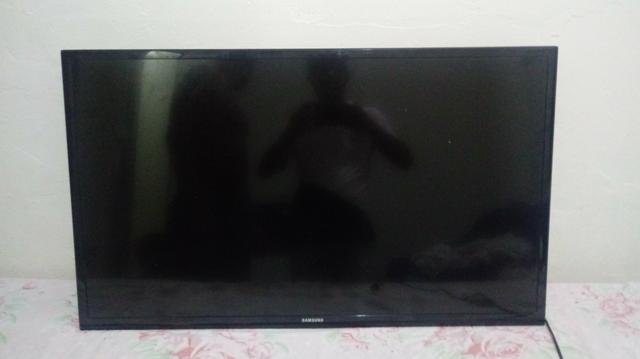 Vendo uma tv 42 Samsung