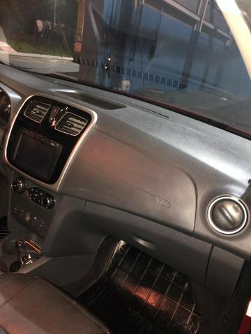 Renault Sandero - Foto 10