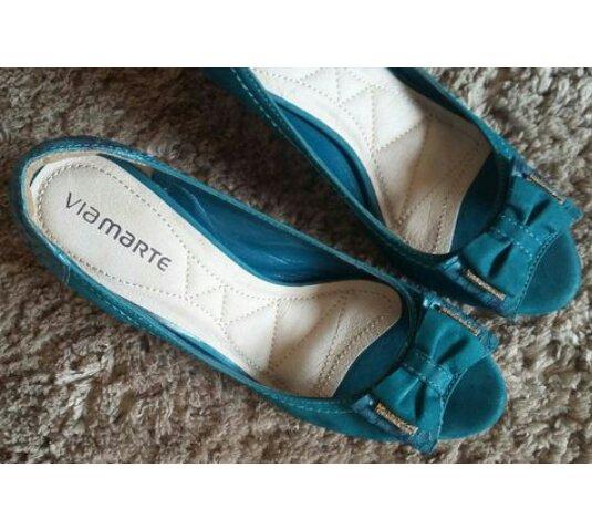 Sapato peep toe - marca Via Marte - couro legítimo