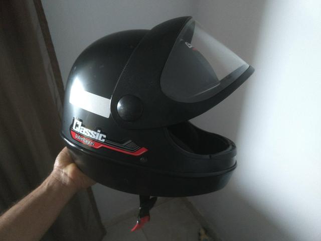 Capacete Semi-Novo