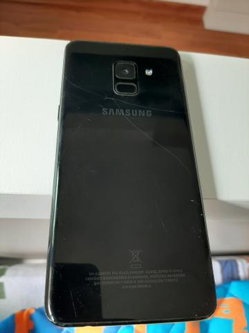 Samsung A8 - Foto 2