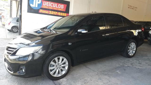 Corolla altis 2.0 2013 único dono