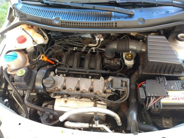 VW Voyage 1.6 2013/2014 - Prata - Foto 5