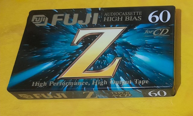 Fita cassette Fuji Chrome lacrada 