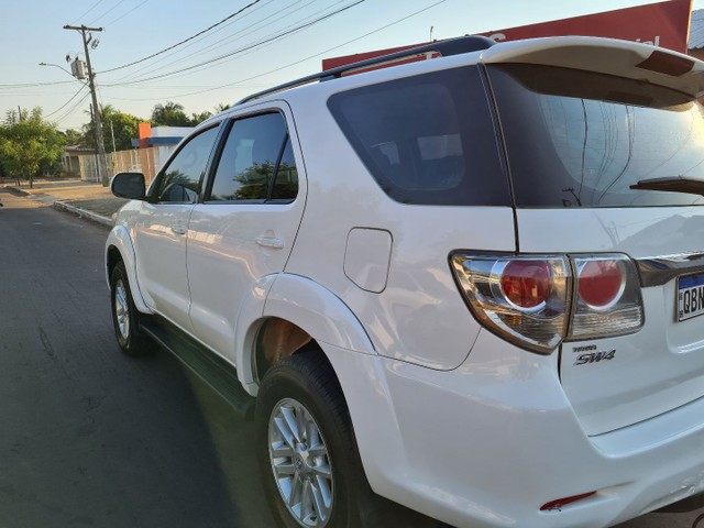 HILLUX SW4 4X4
