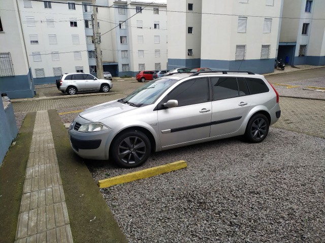 MEGANE GRAN TOUR 1.6 16V CÂMBIO MANUAL