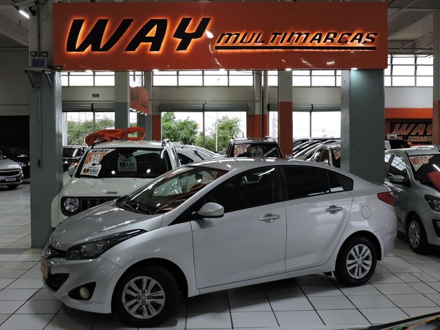 HYUNDAI HB20S 1.6 COMFORT PLUS 16V 2015