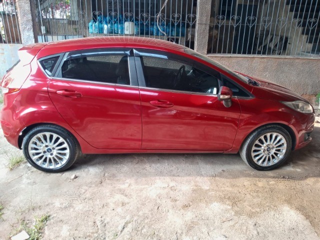 FORD FIESTA HA 1.6 EM PERFEITAS CONDIÇÕES