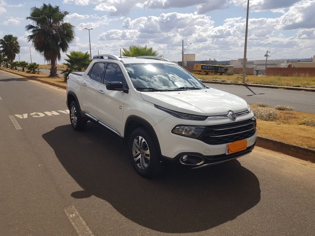 VENDO FIAT TORO VOLCANO DIESEL