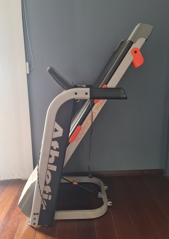 Esteira elétrica  Athletic Advanced 750EE