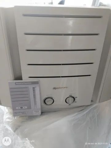 Ar condicionado  springer 10.000 BTUS de janela sem controle com pouco tempo de uso. - Foto 4