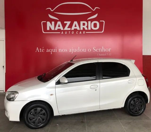 Toyota-Etios HB XS 1.5 - Foto 2