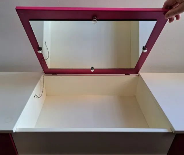Penteadeira/Escrivaninha Madeira Maciça Branco Com Rosa Escuro - Foto 2