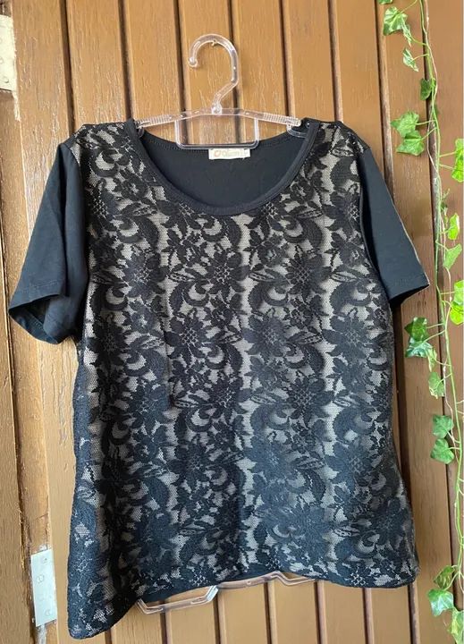 Blusa de Bordada Criatiff Preta
