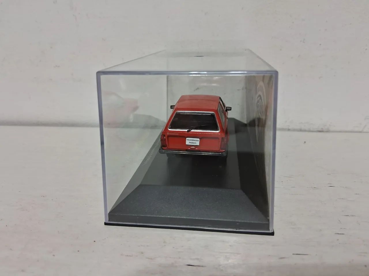Miniatura Volkswagen Parati 1983 Escala 1 43  - Foto 3