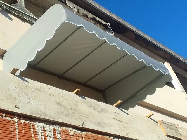 Toldo fixo em lona e policarbonato - Foto 4