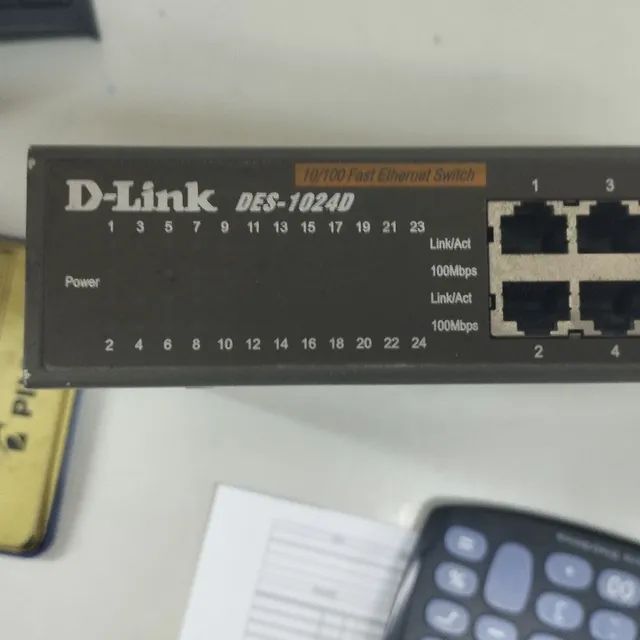 Switch D-link DES-1024D 24 PORTAS (OPORTUNIDADE)