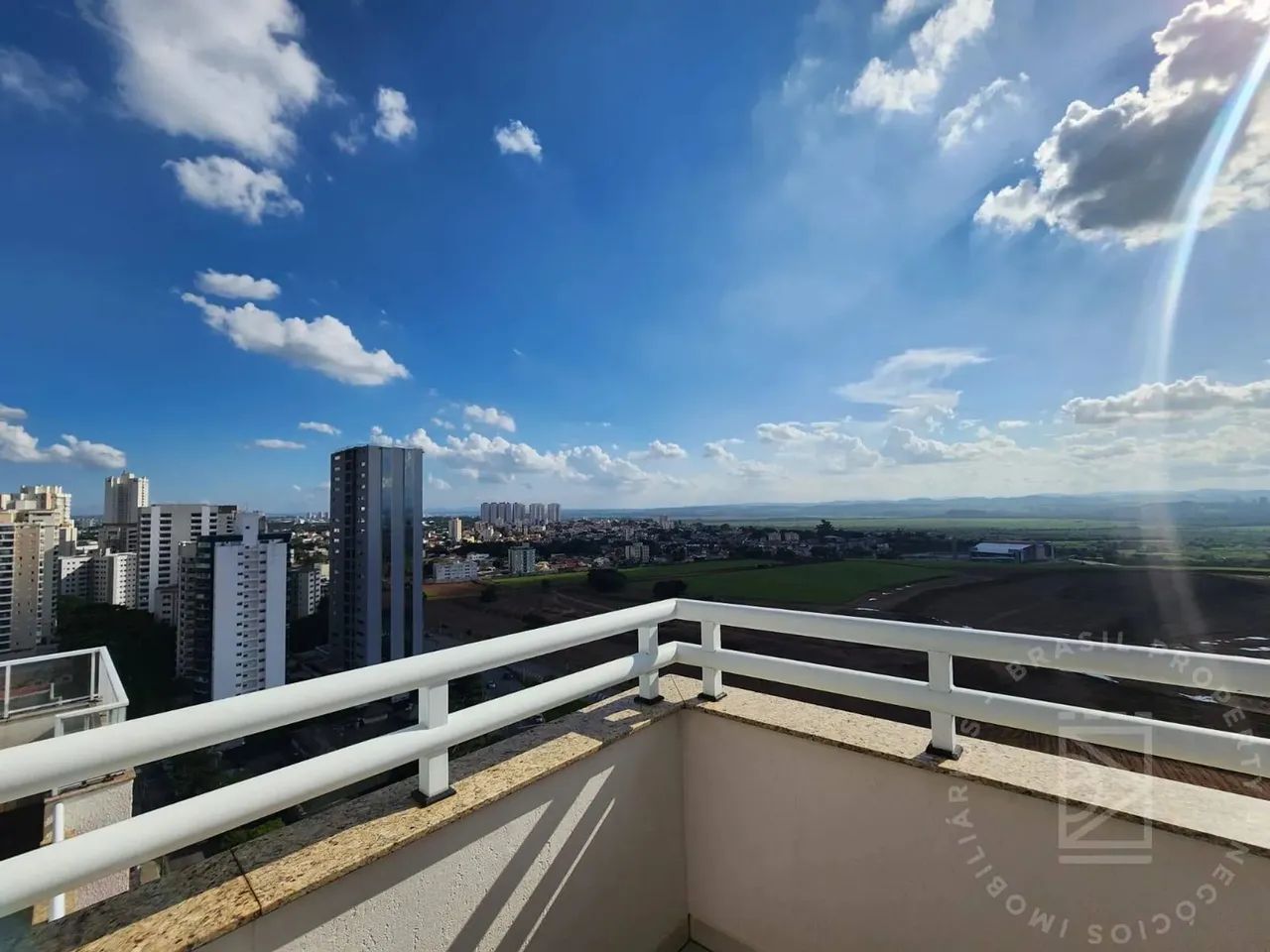 Cobertura Duplex, 242m², 4 suítes, 5 vagas, Jardim Aquárius - Foto 2
