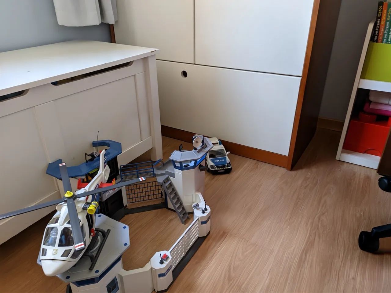 Conjunto Playmobil Polícia - Delegacia6919 + Viatura6920 + Helicóptero6921 - Ótimo estado! - Foto 5