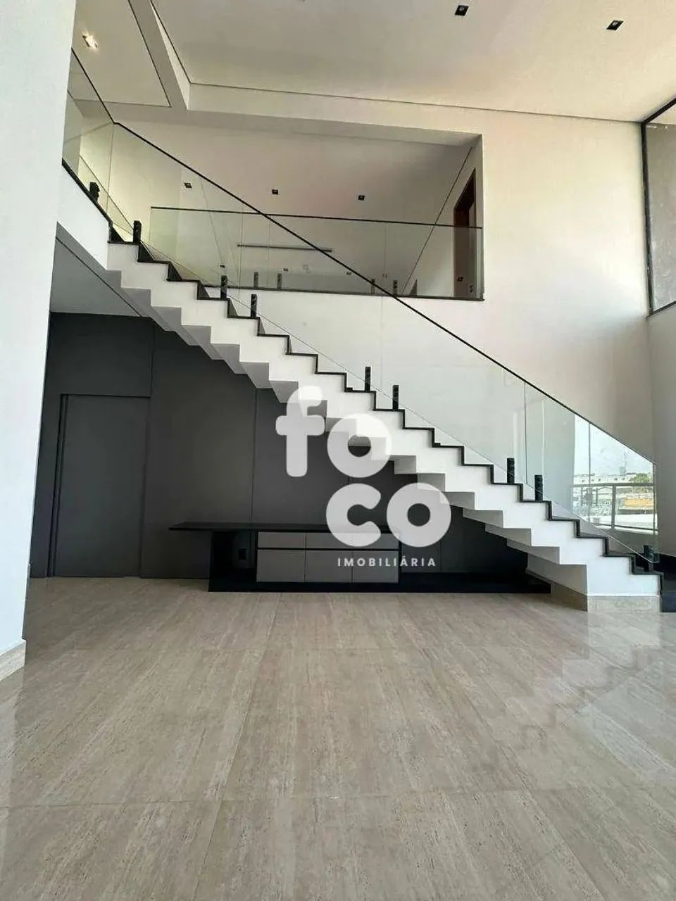 Cobertura com 3 dormitórios à venda, 250 m² por R$ 2.000.000,00 - Granada - Uberlândia/MG