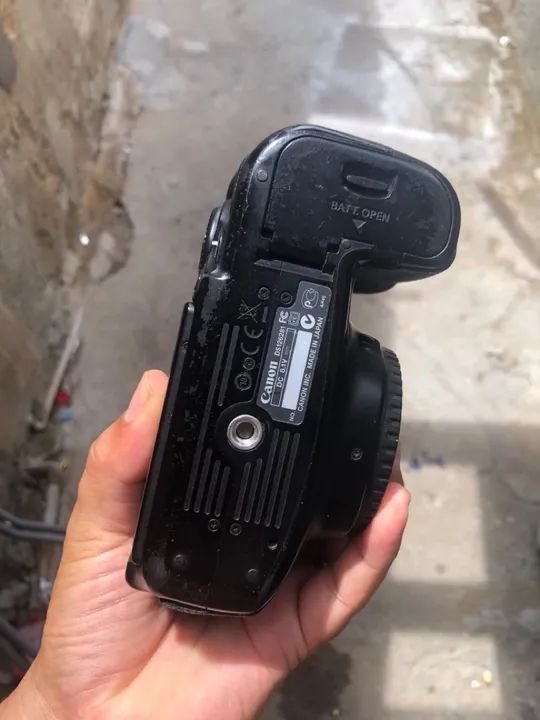 Câmera Canon DSLR - Ótimo estado! - Foto 2