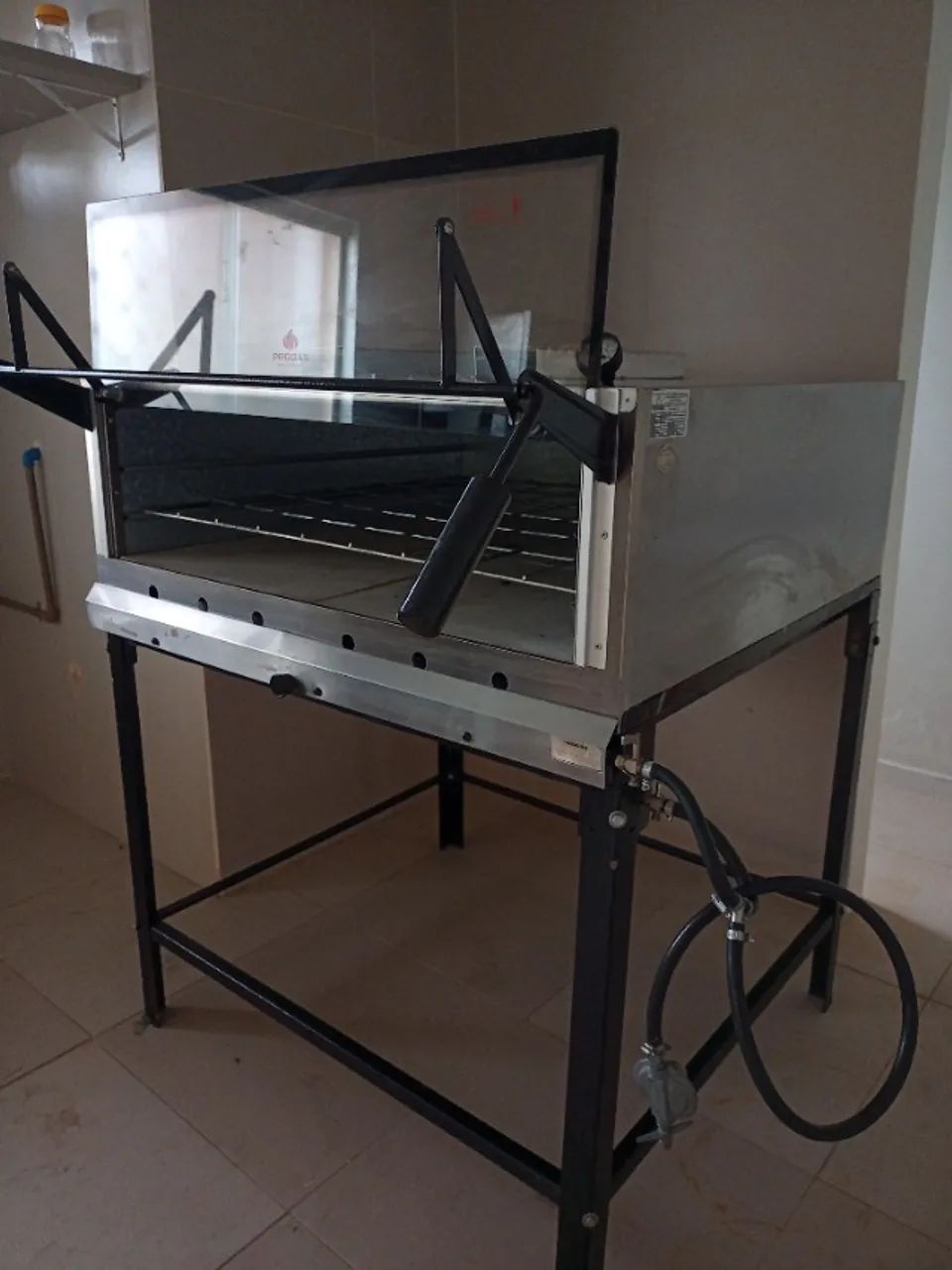 Forno industrial semi novo a gás com pedra refratária/Progás  - Foto 4