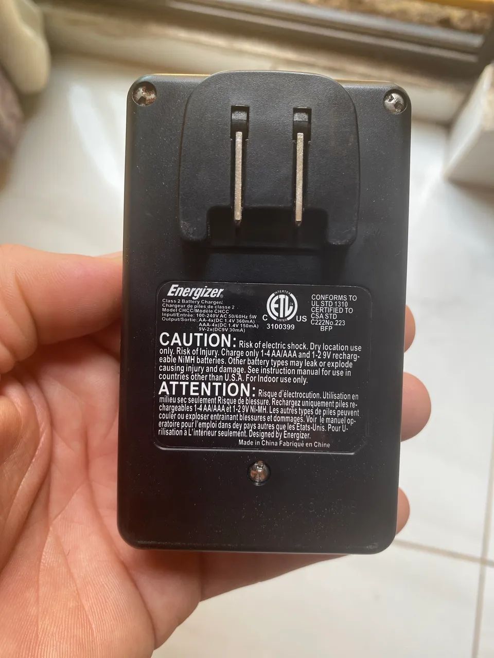CARREGADOR ENERGIZER PARA PILHAS AA/AAA/9V - Foto 2