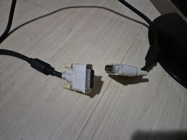 MONITOR SAMSUNG 933BW - Foto 4