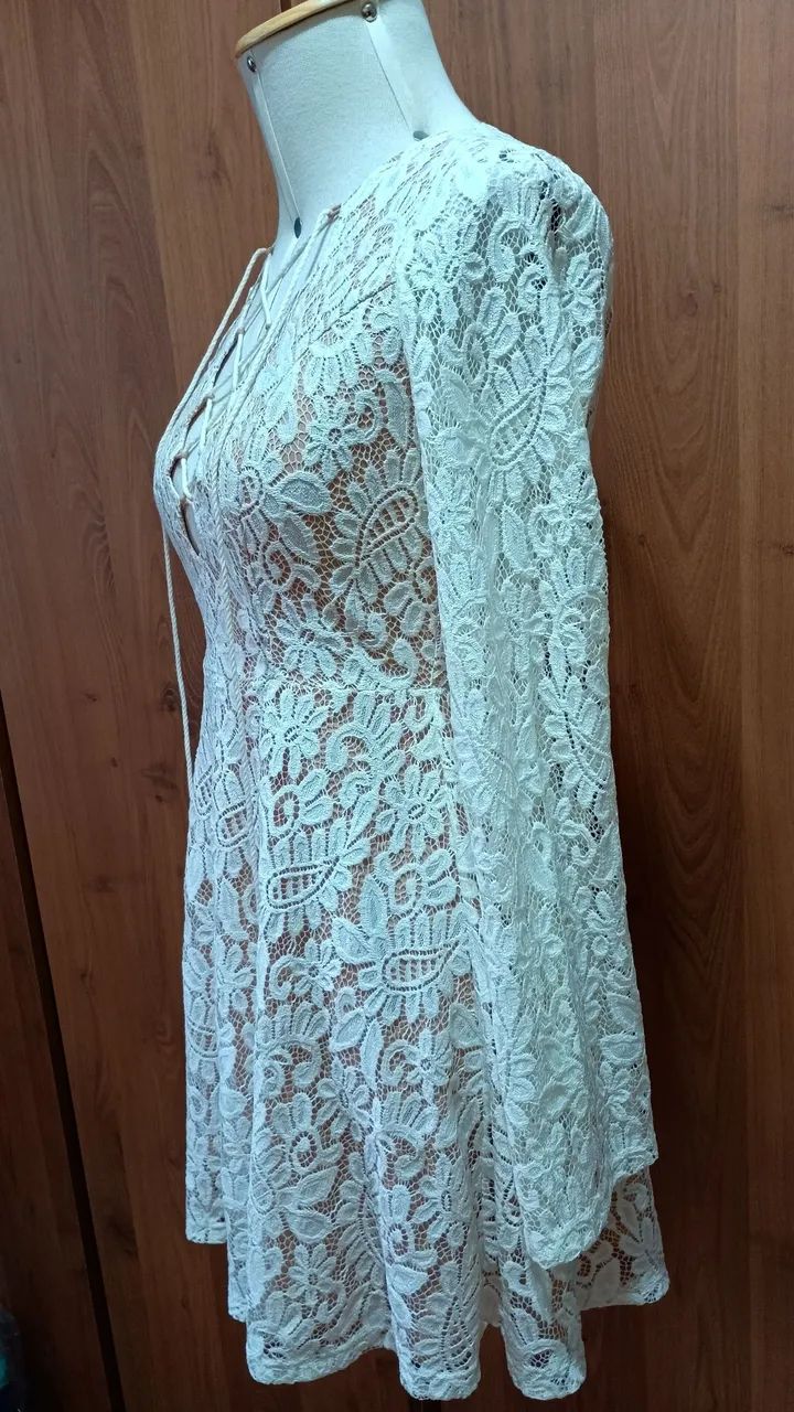 Vestido rendado off White curto Forever 21 - Foto 3