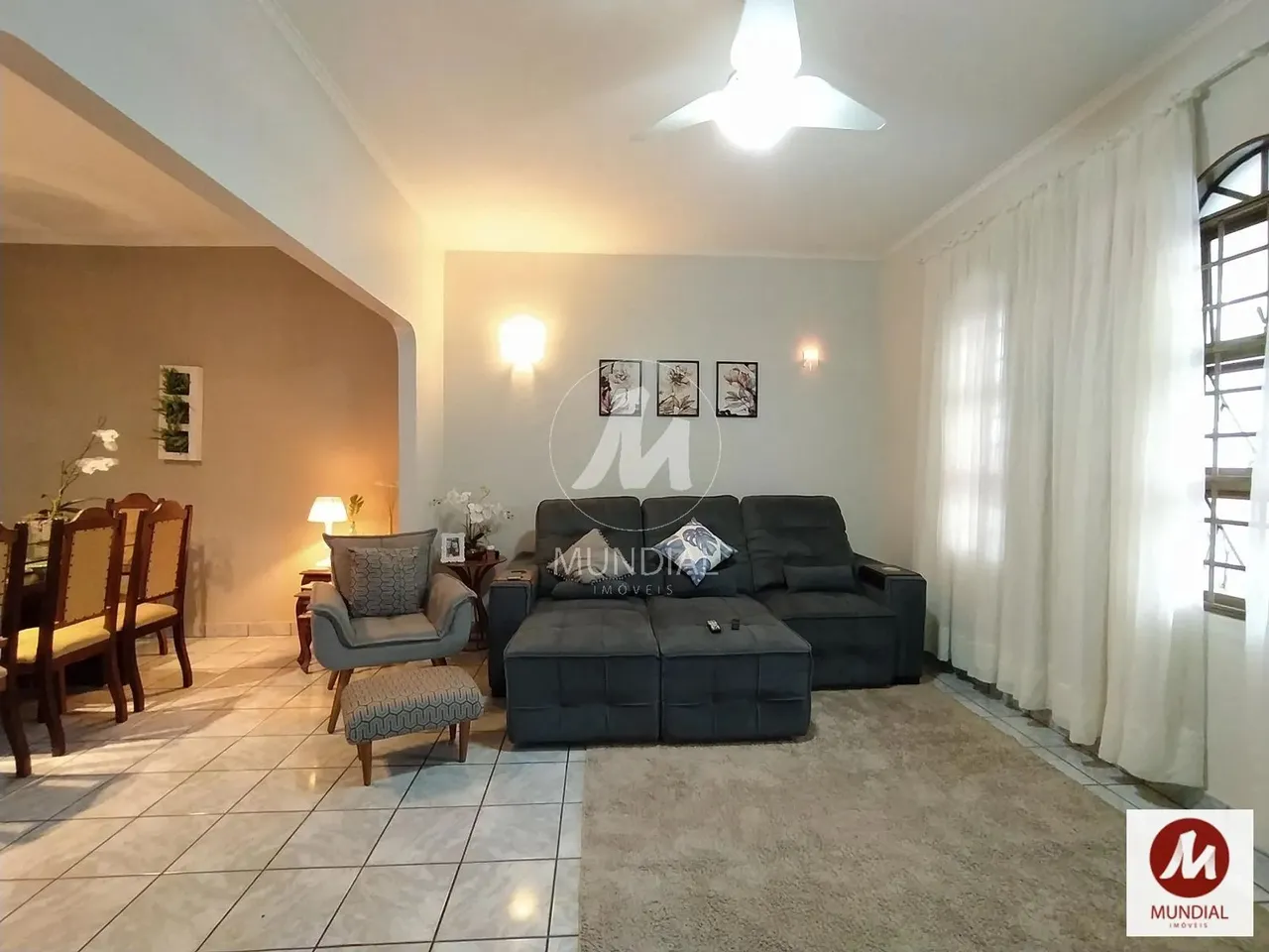 Casa (térrea na rua) 3 dormitórios/suite, cozinha planejada