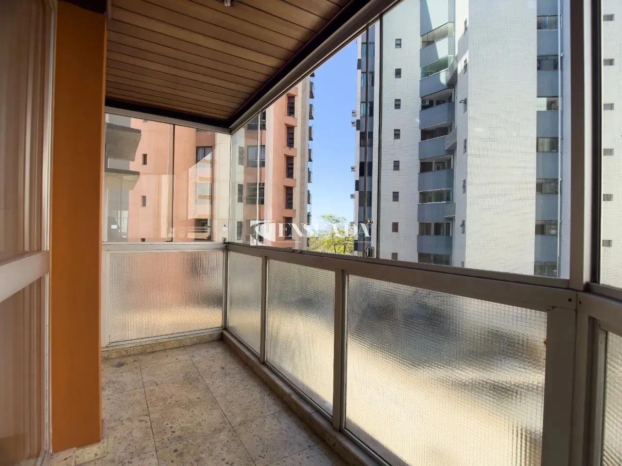 Imperdível: Apartamento de 3 quartos na Praia do Canto, Vitória-ES, com 120m² e 2 vagas de