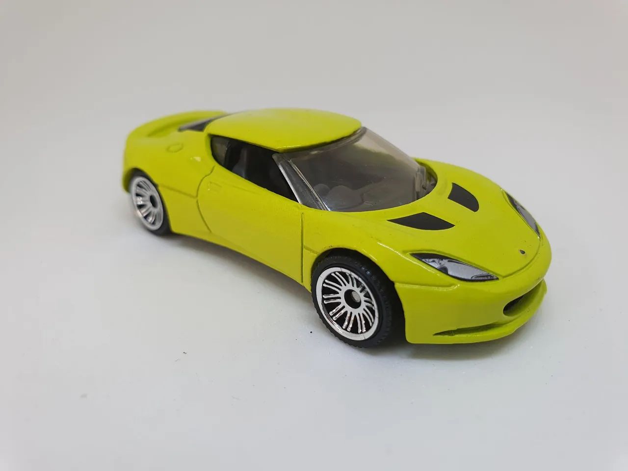 Matchbox Lotus Evora 2008 Amarela