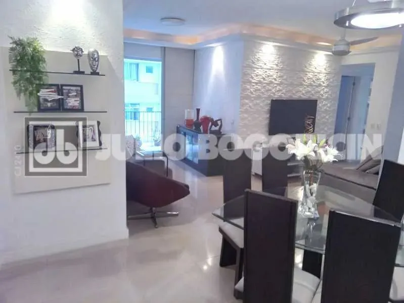 Lindo apartamento Tanque 2 quartos 1 suíte Sala em L dependencia Piscina Churrasqueira Sal