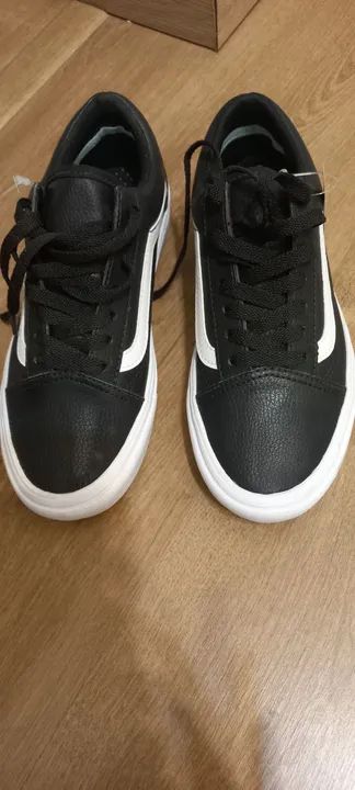 Tenis de couro da Vans 