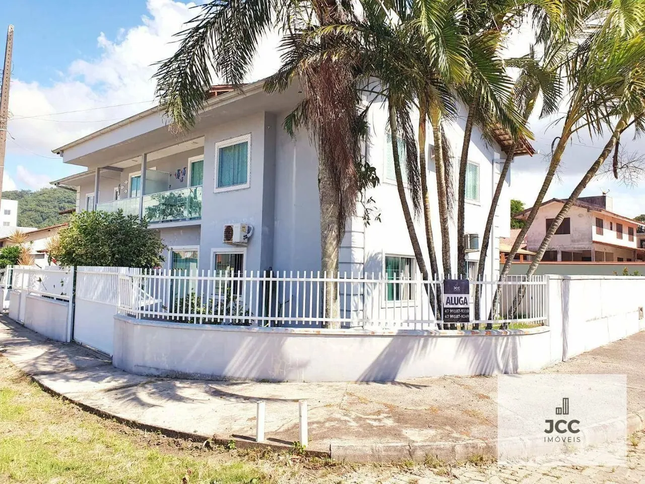 Apartamento com 3 dormitórios para alugar, 80 m² por R$ 2.530,00/mês - Itaguaçu - São Fran